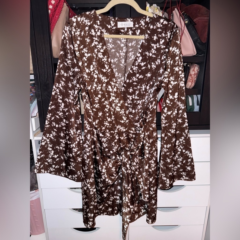 Wayf Long Sleeve Floral Dress - Brown and Cream - Picture 7 of 9